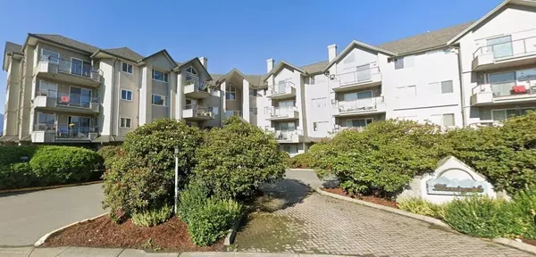 45520 Knight RD #404, Chilliwack, BC V2R 3Z2