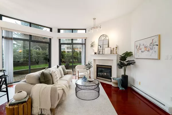 Burnaby, BC V5C 6P2,4425 Halifax ST #101