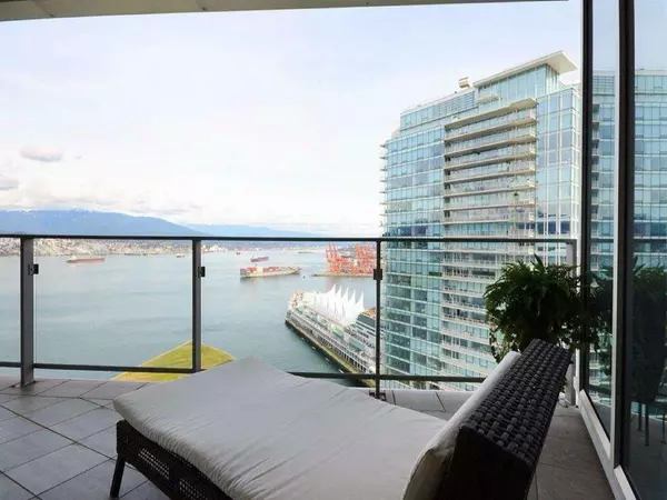 1077 W Cordova ST #3304, Vancouver, BC V6C 2C6