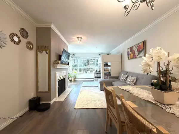 Coquitlam, BC V3B 7R5,2970 Princess CRES #113