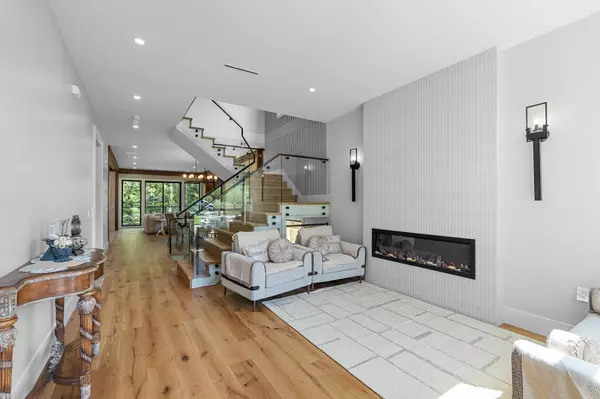 Coquitlam, BC V3E 2X1,1415 Pipeline PL