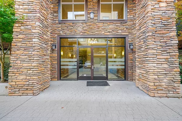 12635 190a ST #108, Pitt Meadows, BC V3Y 0E8