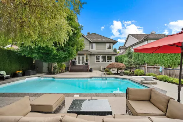 15639 37a AVE, Surrey, BC V3S 0H7