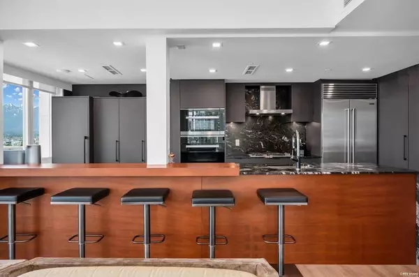 Vancouver, BC V6C 3P8,323 Jervis ST #1304