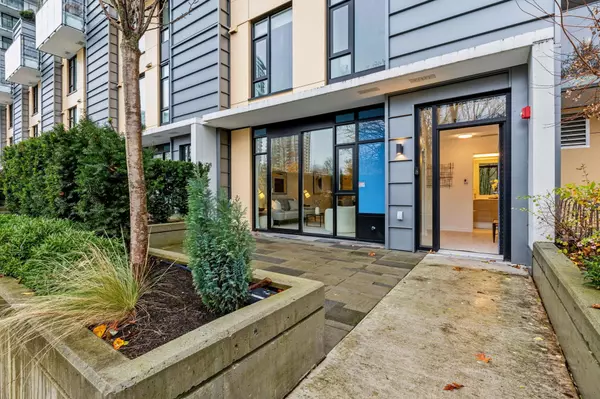 TH1431 Hunter ST, North Vancouver, BC V7J 1H3