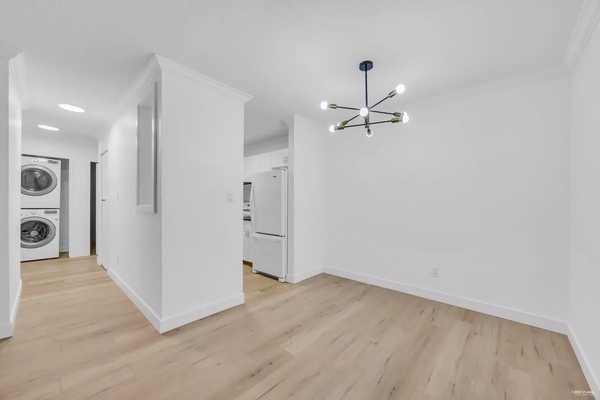 Abbotsford, BC V2S 2L8,33598 George Ferguson WAY #104