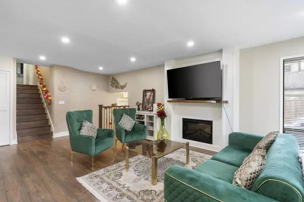 Langley, BC V3A 4W2,19745 48a AVE