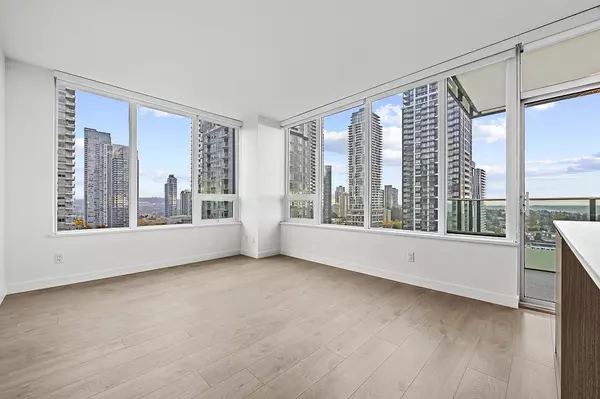 Burnaby, BC V5H 0K4,6463 Silver AVE #1902