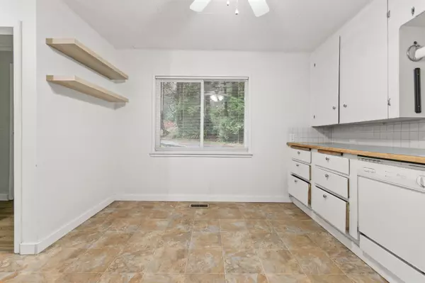 Mission, BC V4S 1B6,29433 Dewdney Trunk RD