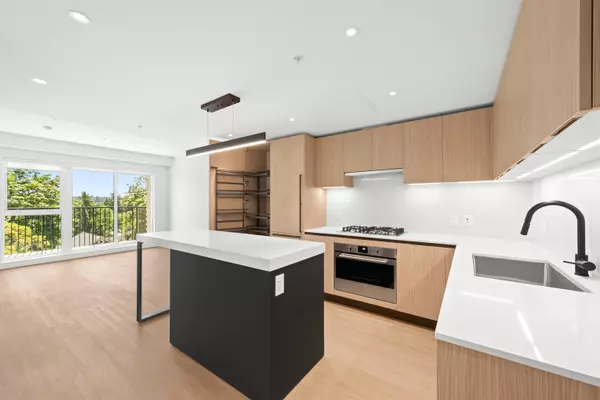 Vancouver, BC V5N 0J5,2235 E Broadway #505