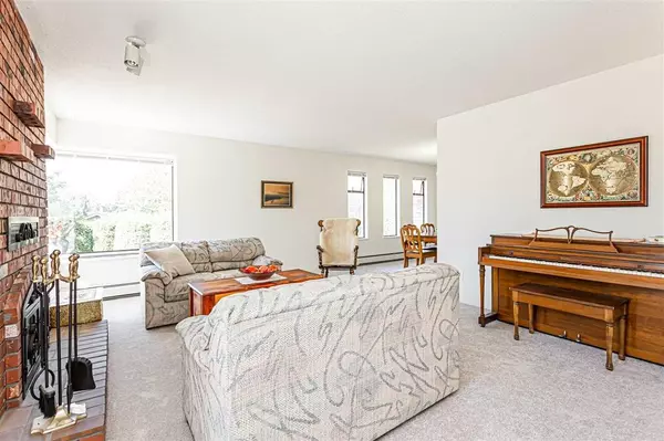 Delta, BC V4C 7V9,9092 Hardy RD