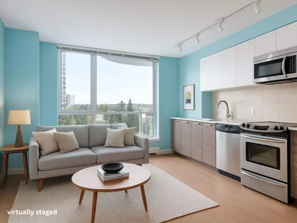 Surrey, BC V3T 0K6,13303 Central AVE #606