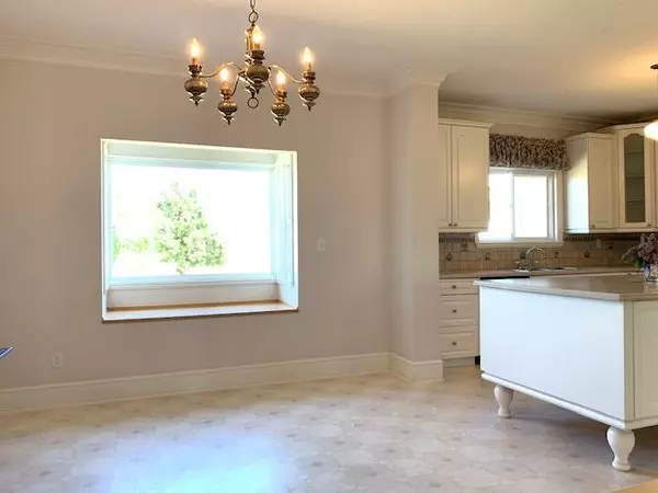 Delta, BC V4M 4G8,2380 52 ST