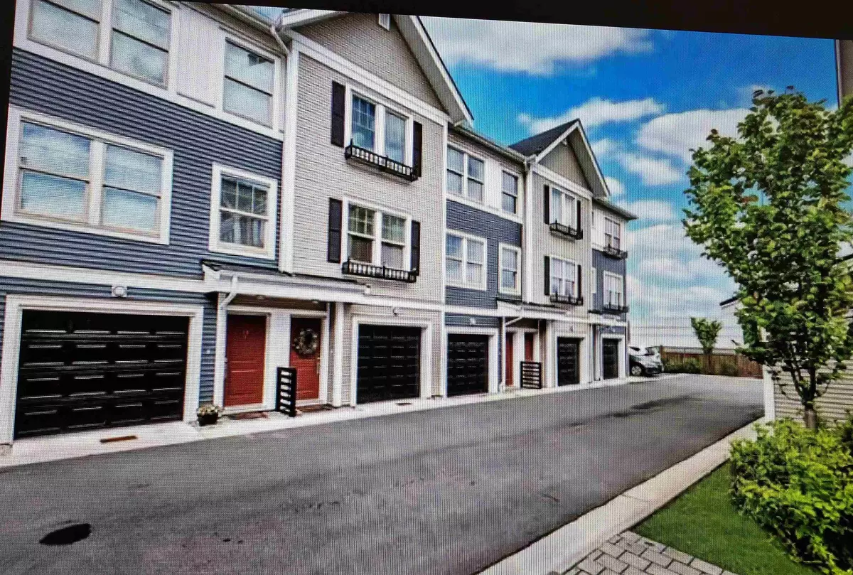 Abbotsford, BC V2T 0G9,32633 Simon AVE #26