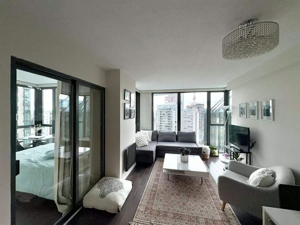 Vancouver, BC V6E 4P1,1331 W Georgia ST #2307