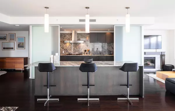 Vancouver, BC V6C 2G8,1011 West Cordova ST