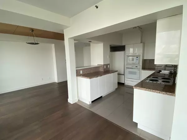 Vancouver, BC V6Z 2R1,1500 Hornby ST #3001