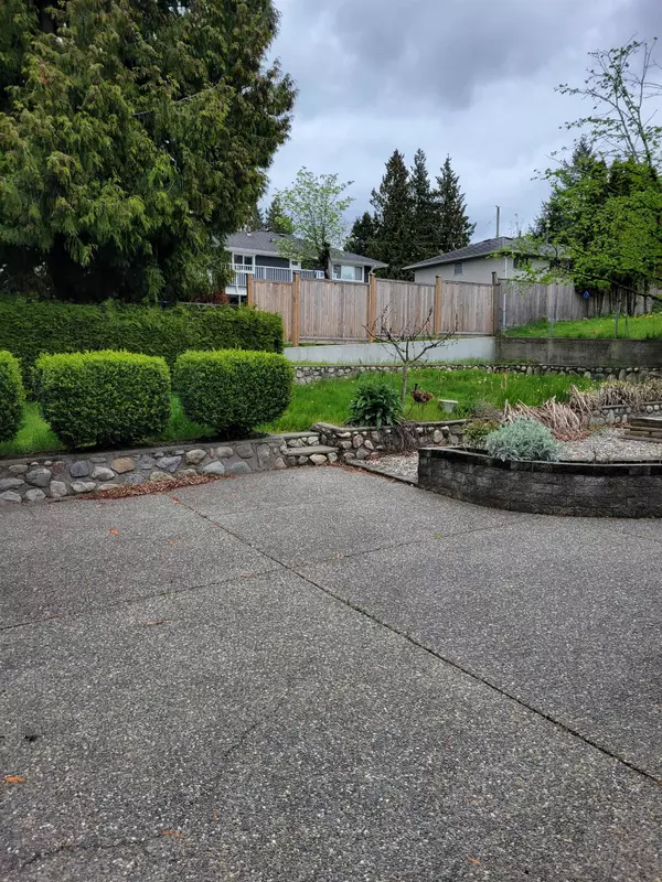 Surrey, BC V3V 2T4,9686 Princess DR #Upper