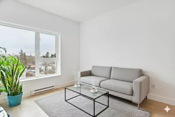 2666 Duke ST #407, Vancouver, BC V5R 4S9