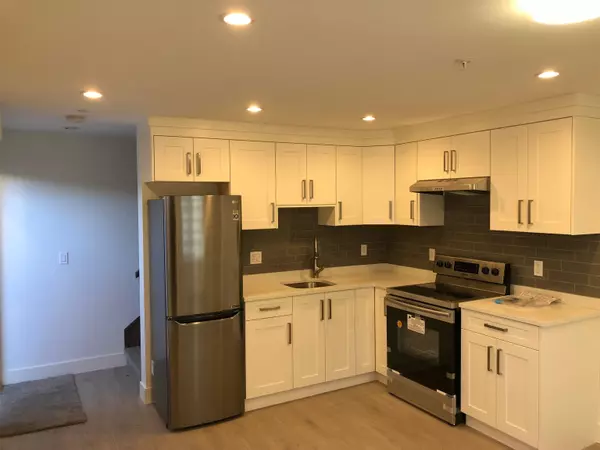 Vancouver, BC V5P 2C1,1525 E 58 AVE