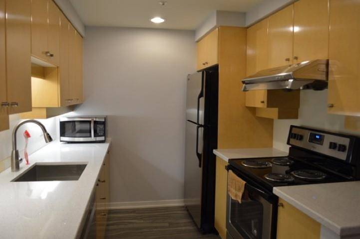 1009 Expo BLVD, Vancouver, BC V6Z 2V9