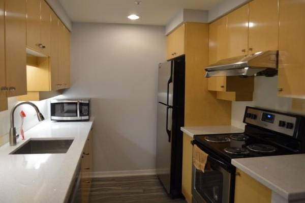 1009 Expo BLVD, Vancouver, BC V6Z 2V9