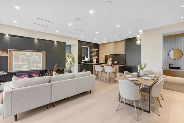 Vancouver, BC V6K 2X2,2764 W 14th AVE #2