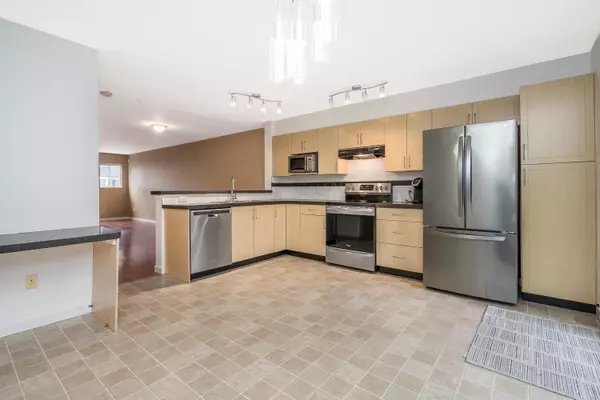 Langley, BC V3A 9J6,20760 Duncan WAY #66