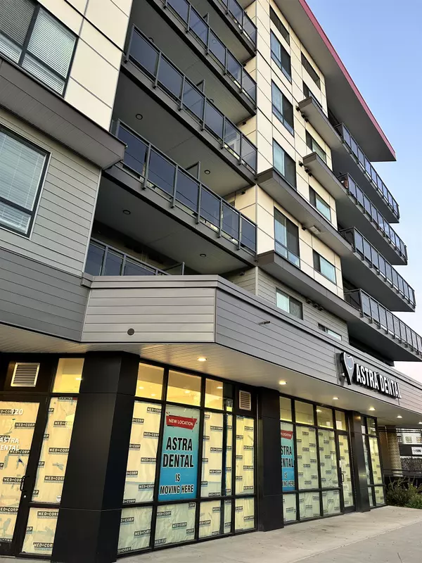 Langley, BC V3A 0R4,20061 Fraser HWY #304