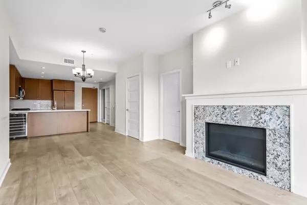 Richmond, BC V7E 0C1,6168 London RD #210