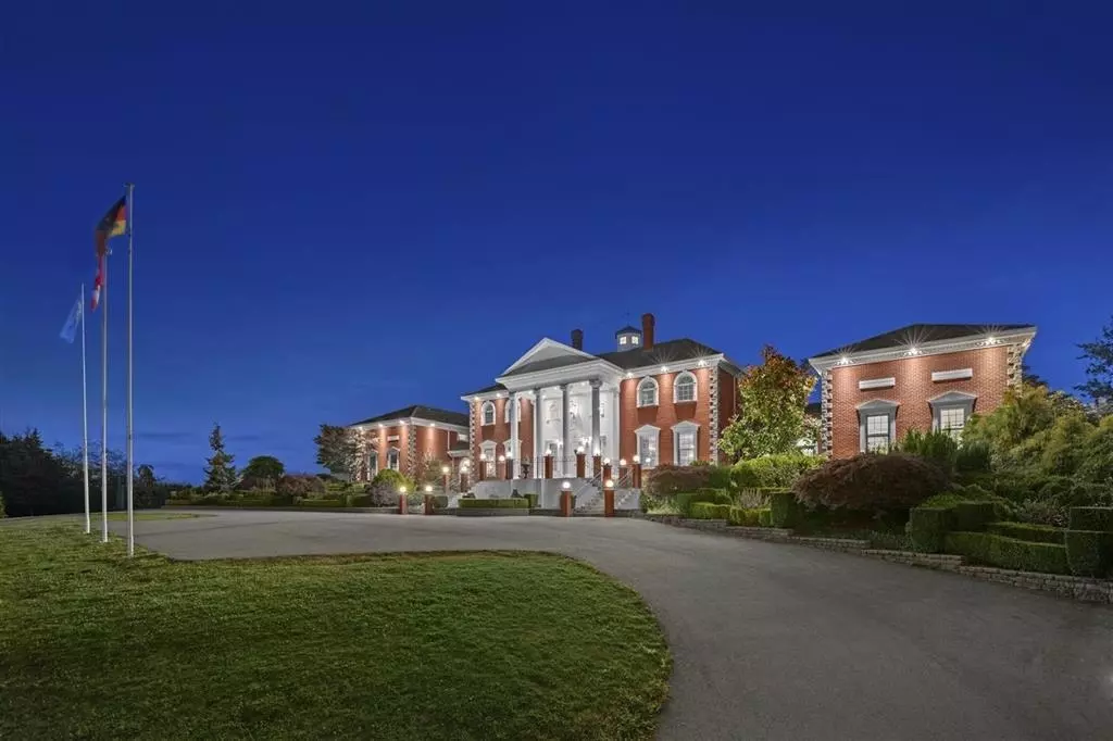 Langley, BC V4W 2H2,558 248 ST