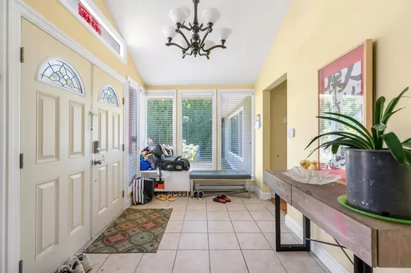 Richmond, BC V7E 3Z2,6511 Gainsborough DR