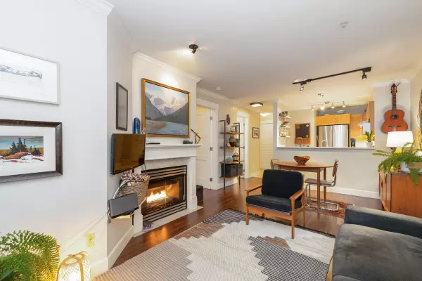 Vancouver, BC V6R 4R9,3333 W 4th AVE #209