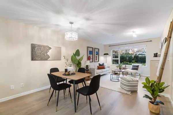 Burnaby, BC V5C 0A9,4728 Dawson ST #113