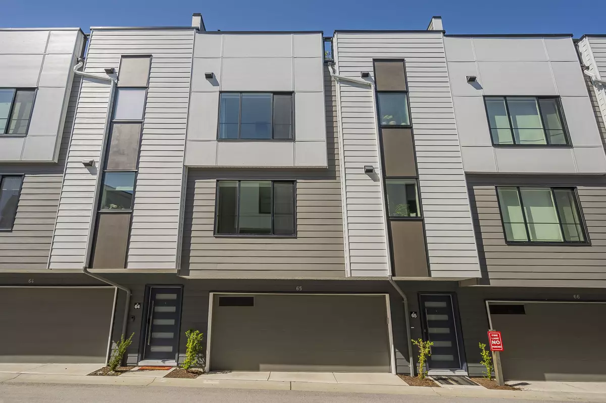 Surrey, BC V4A 4Y1,1639 162 ST #65