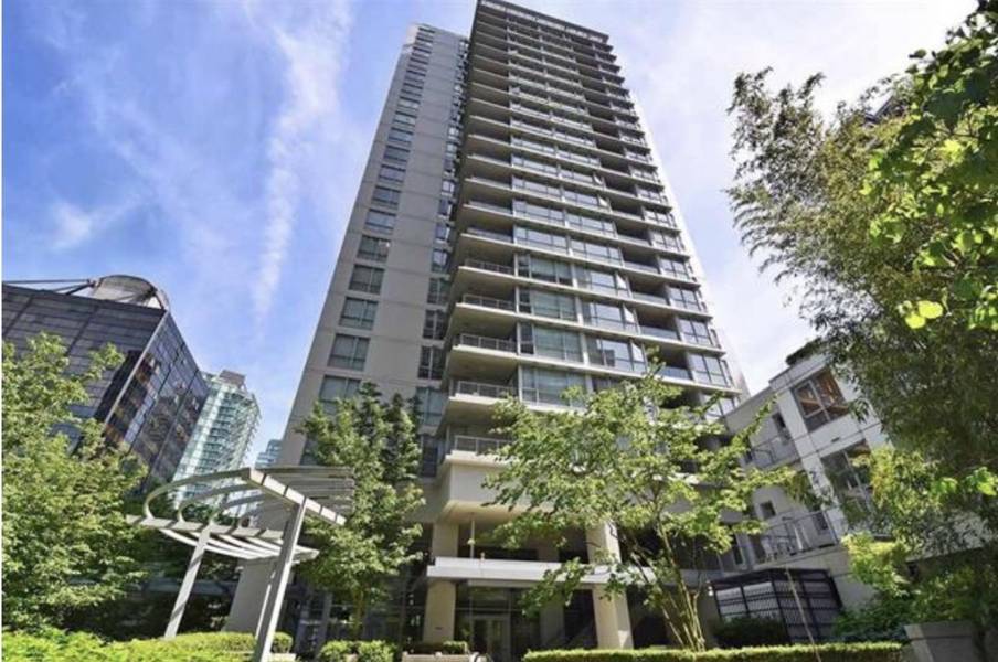 1420 W Georgia ST #707, Vancouver, BC V6G 3K4