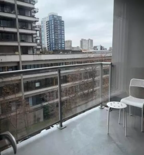 Vancouver, BC V6G 3K4,1420 W Georgia ST #707