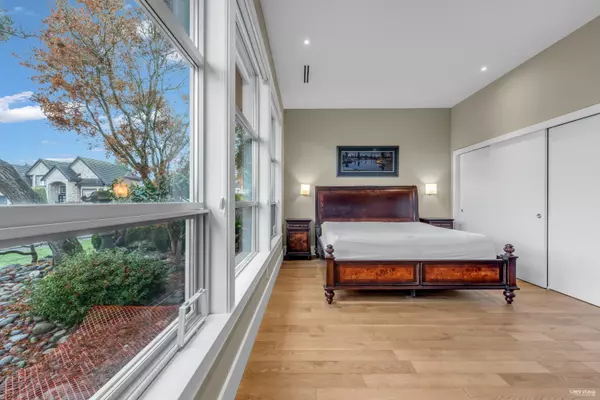 Richmond, BC V7C 1W1,7731 Gabriola CRES