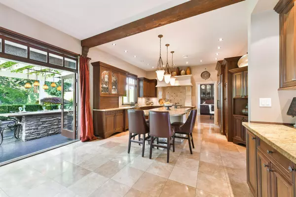 Surrey, BC V4P 3M4,14353 33 AVE