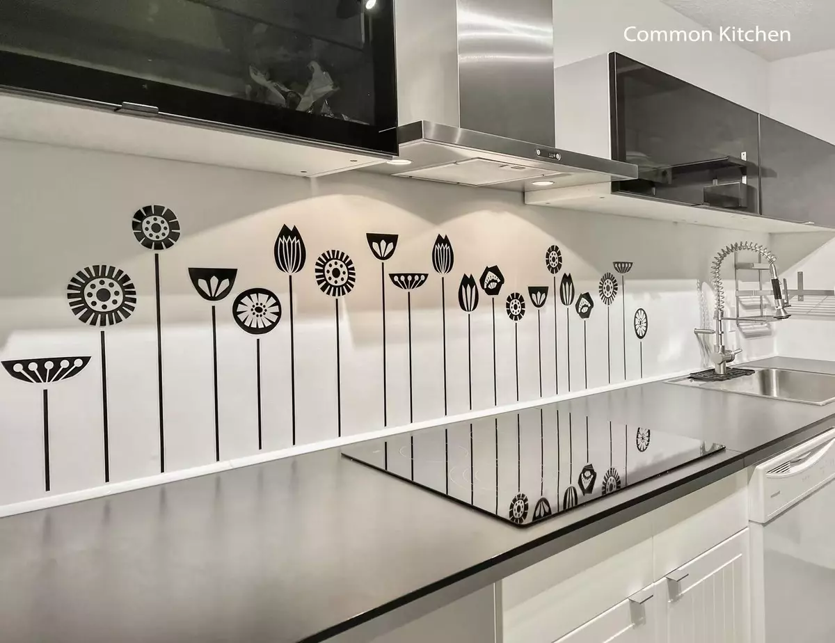 Burnaby, BC V5B 1R1,5340 Hastings ST #104