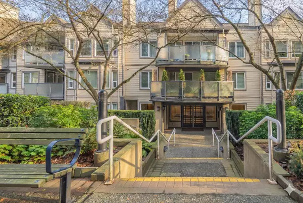 6707 Southpoint DR #110, Burnaby, BC V3N 4V8