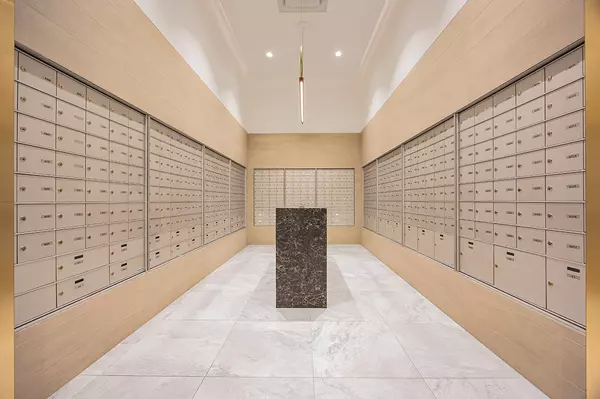 Burnaby, BC V5H 0L3,6468 Willingdon AVE #3307