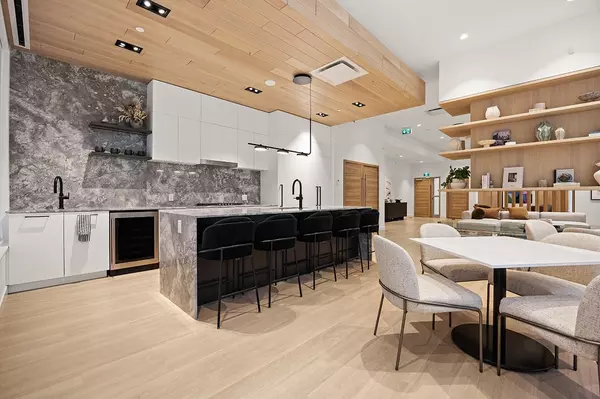 Burnaby, BC V5H 0L3,6468 Willingdon AVE #3307