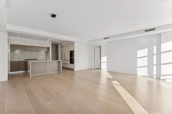 Vancouver, BC V6M 3V6,6168 East Boulevard #402