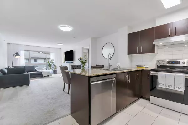 11665 Haney BYP #412, Maple Ridge, BC V2X 8W9