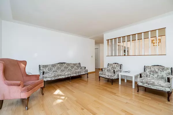 Burnaby, BC V5B 2N4,5031 Halifax ST