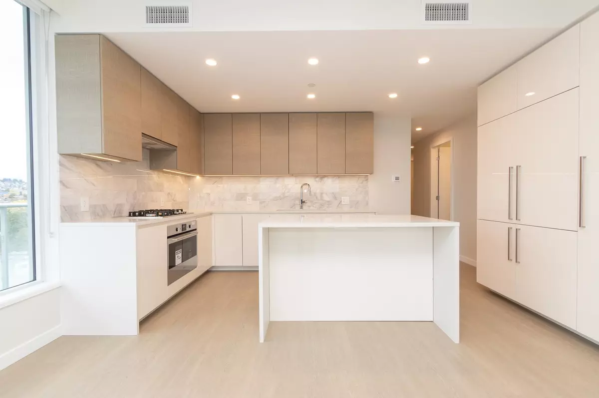 Burnaby, BC V5C 0N8,2108 Gilmore AVE #1505