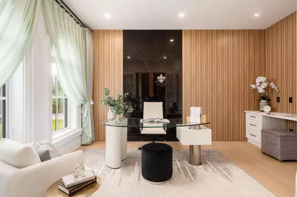 Richmond, BC V6Y 2H4,8151 Lundy RD