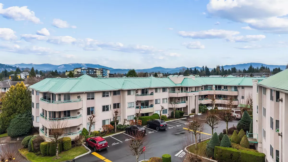 Abbotsford, BC V2S 2J4,33175 Old Yale RD #120