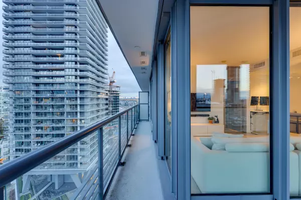 Burnaby, BC V5C 0M8,4720 Lougheed HWY #1206